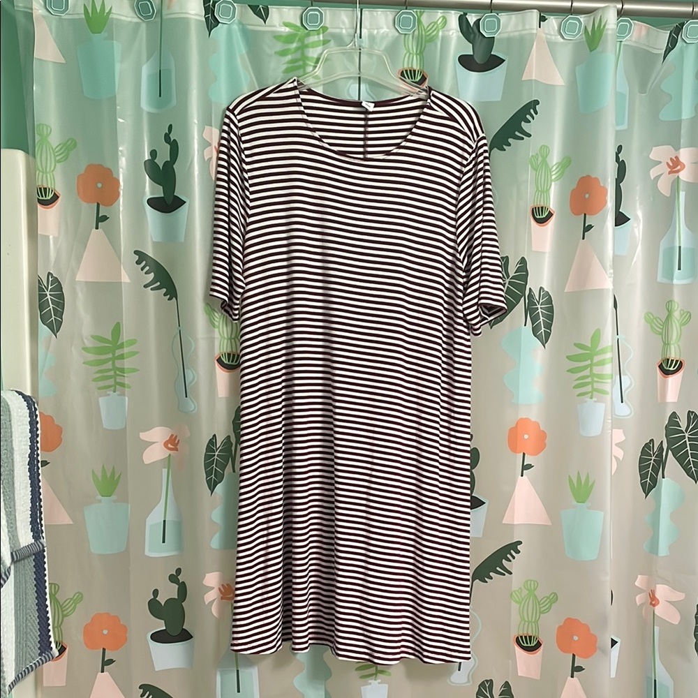 Old Navy Women’s Striped Brown and White Dress